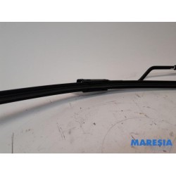 Fiat - Punto - Front wiper arm