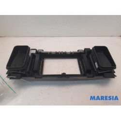 Peugeot - Expert - Multi-media control unit
