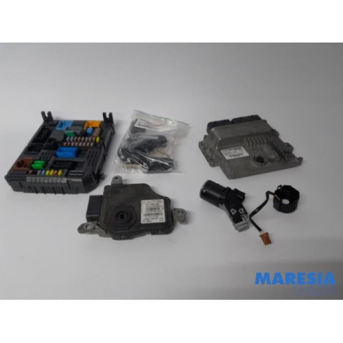 Peugeot - Expert - Engine management computer