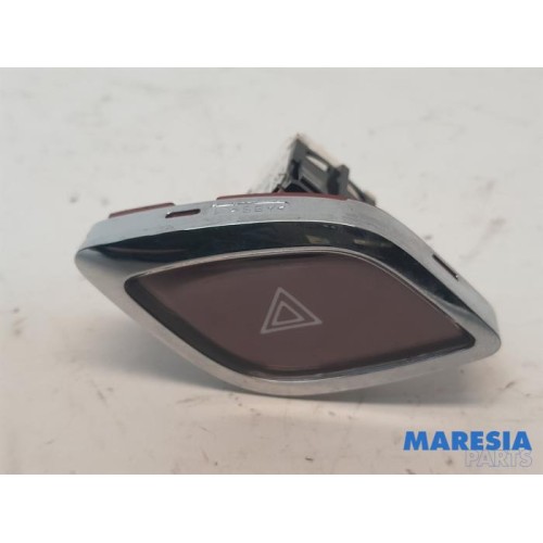 Citroen - DS3 - Panic lighting switch