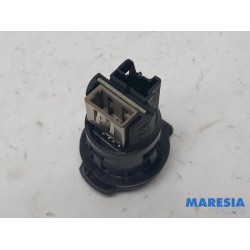 Citroen - DS3 - AUX/USB aansluiting