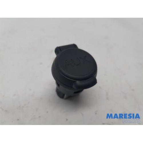 Citroen - DS3 - AUX / USB connection