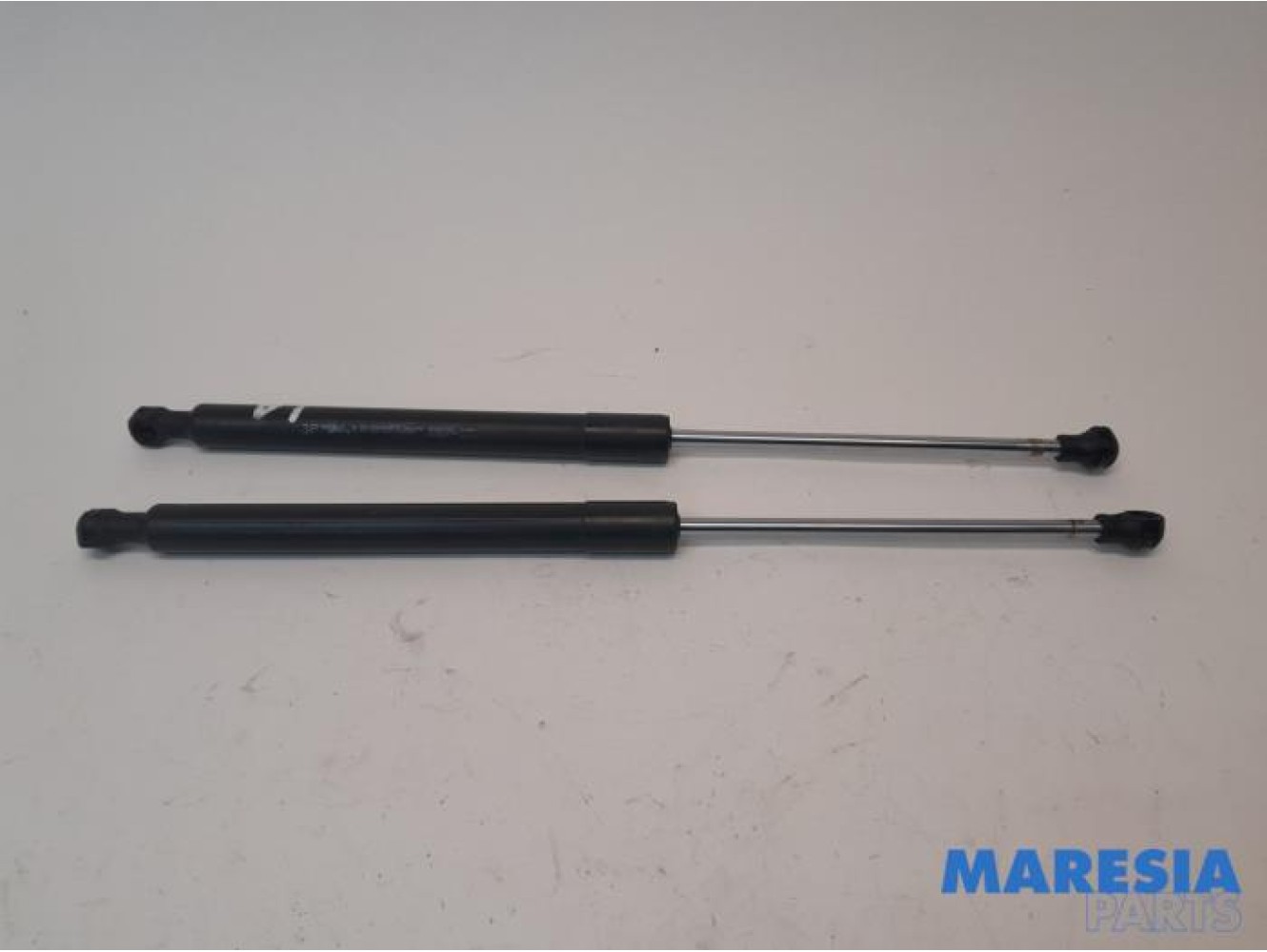 Citroen - DS3 - Set of tailgate gas struts