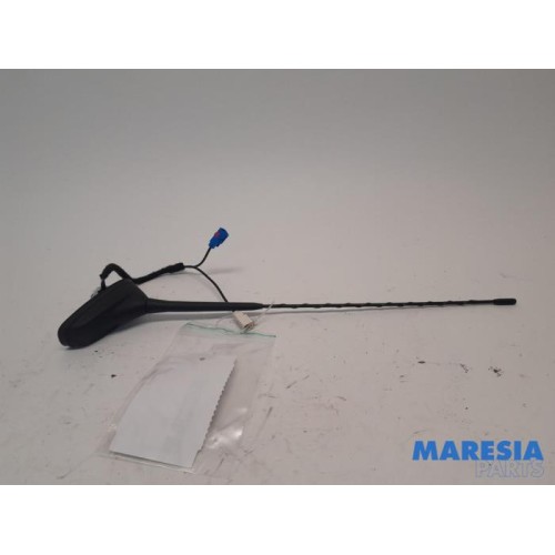 Peugeot - 208 - Antenne