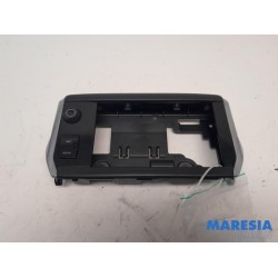 Peugeot - 208 - Multi-media control unit