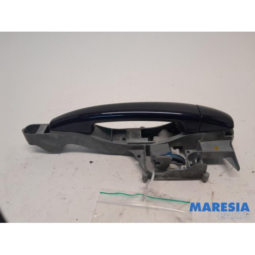 Peugeot - 208 - Front door handle 4-door, right