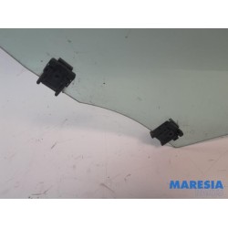 Peugeot - 208 - Türscheibe 4-türig links vorne