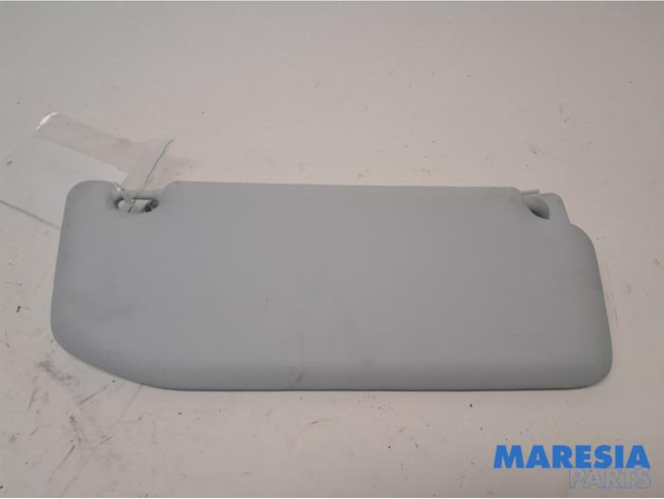 Peugeot - 208 - Sun visor