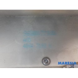 Peugeot - 208 - Front door lock mechanism 4-door, right