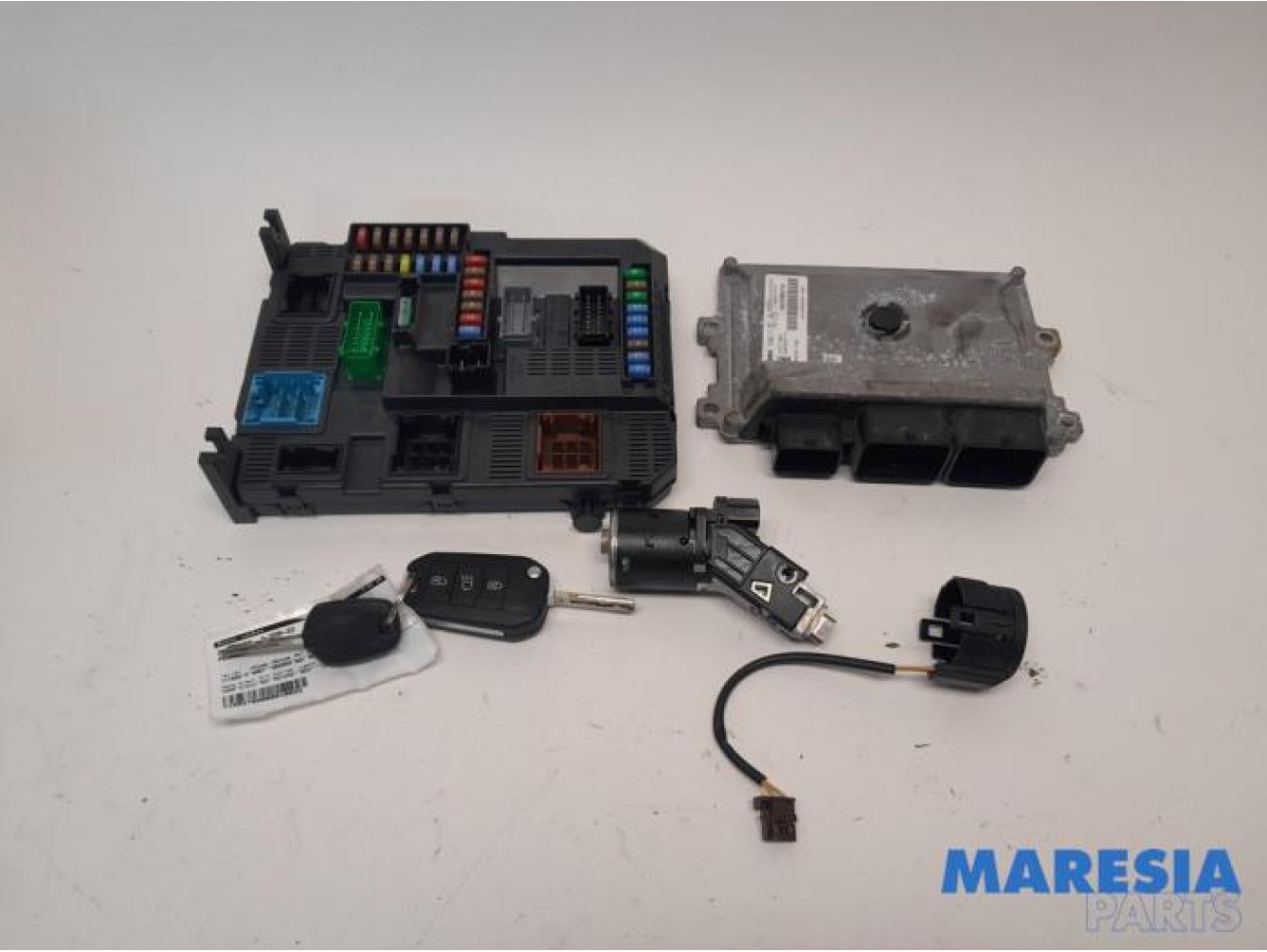 Peugeot - 208 - Engine management computer