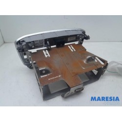 Fiat - Punto - Radio omlijsting