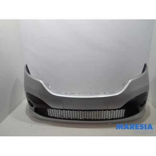 Renault - Trafic - Voorbumper