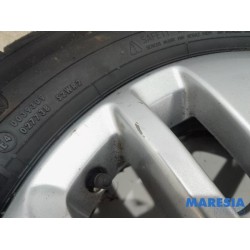 Renault - Trafic - Sportvelgenset + banden