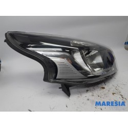 Renault - Trafic - Phare droit