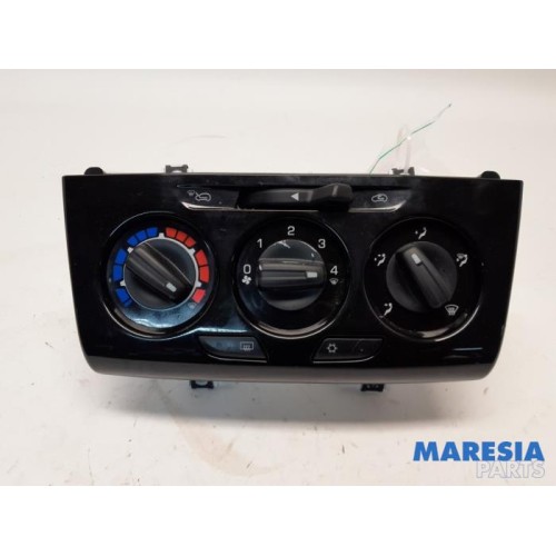 Lancia - Y(Psilon) - Heater control panel