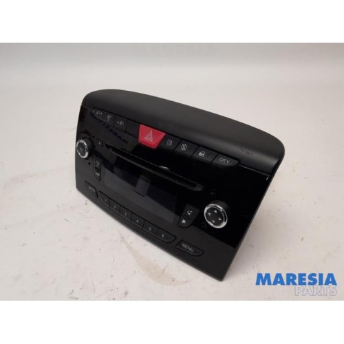 Lancia - Y(Psilon) - Radio CD player