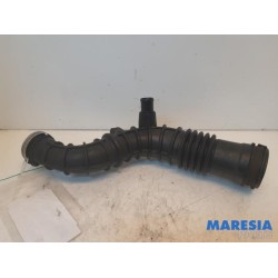 Renault - Megane - Air intake hose