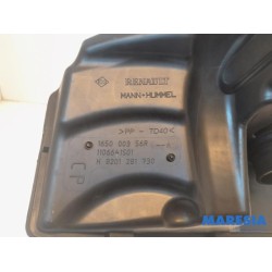 Renault - Megane - Air box