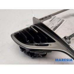 Lancia - Y(Psilon) - Dashboard vent