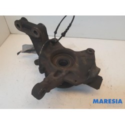 Renault - Megane - Fusee links-voor