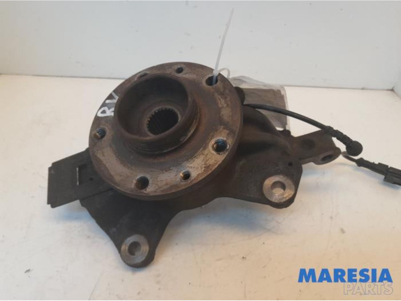 Renault - Megane - Knuckle, front right