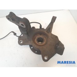 Renault - Megane - Knuckle, front right