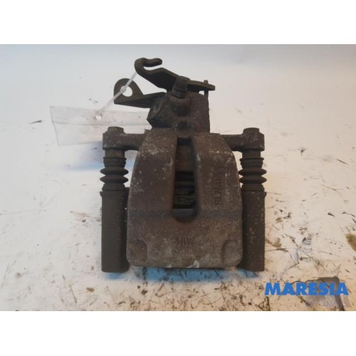 Renault - Megane - Rear brake calliper, left