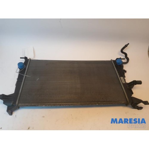 Renault - Megane - Radiator