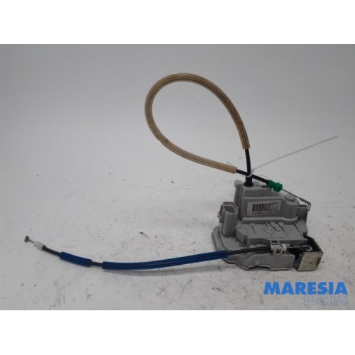 Lancia - Y(Psilon) - Front door lock mechanism 4-door, right