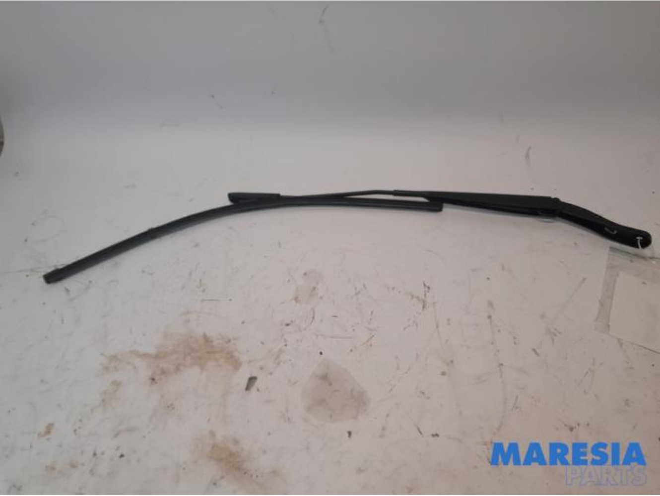 Renault - Megane - Front wiper arm