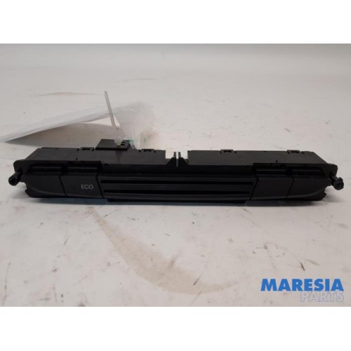 Lancia - Y(Psilon) - Air conditioning switch