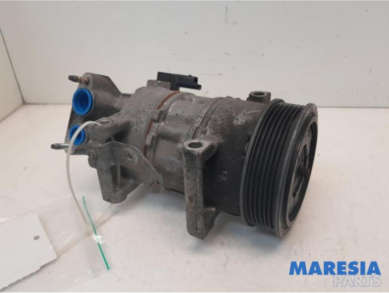 Peugeot - 208 - Air conditioning pump