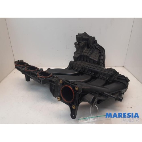 Renault - Twingo - Intake manifold