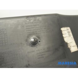 Renault - Trafic - Glovebox