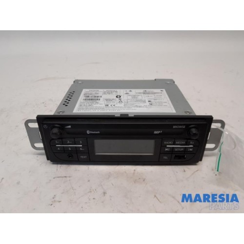 Renault - Trafic - Radio