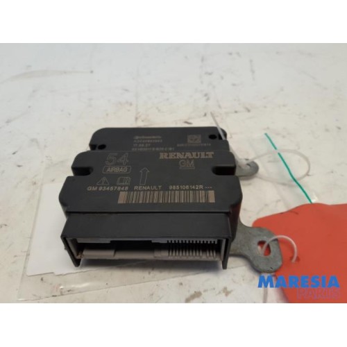 Renault - Trafic - Airbag Module