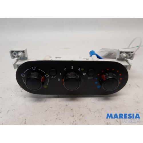 Renault - Trafic - Heater control panel