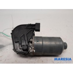 Renault - Trafic - Front wiper motor