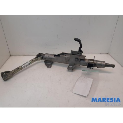 Renault - Trafic - Steering column housing