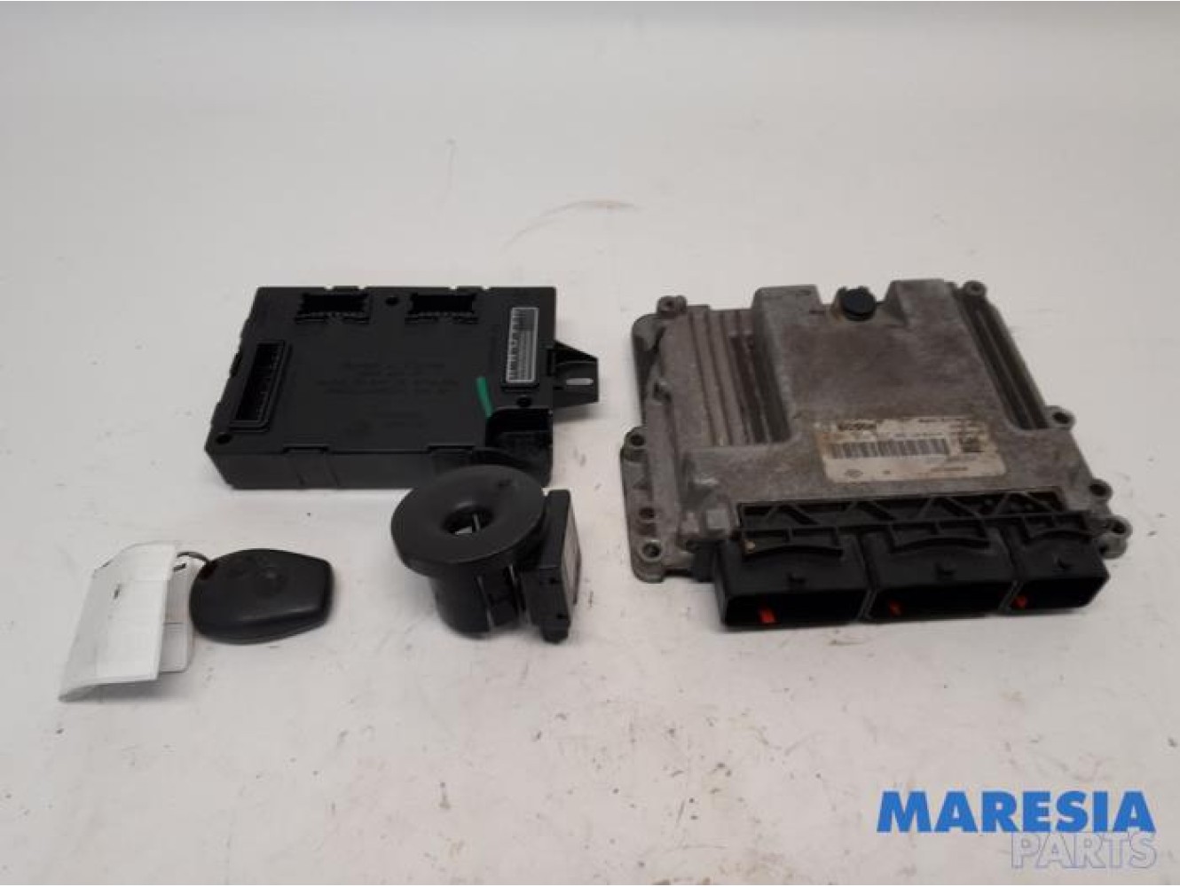 Renault - Trafic - Engine management computer
