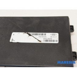 Renault - Trafic - Engine management computer