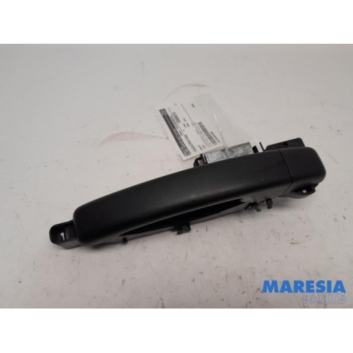 Renault - Trafic - Door handle 2-door, right