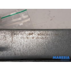 Renault - Trafic - Window mechanism 2-door, front right