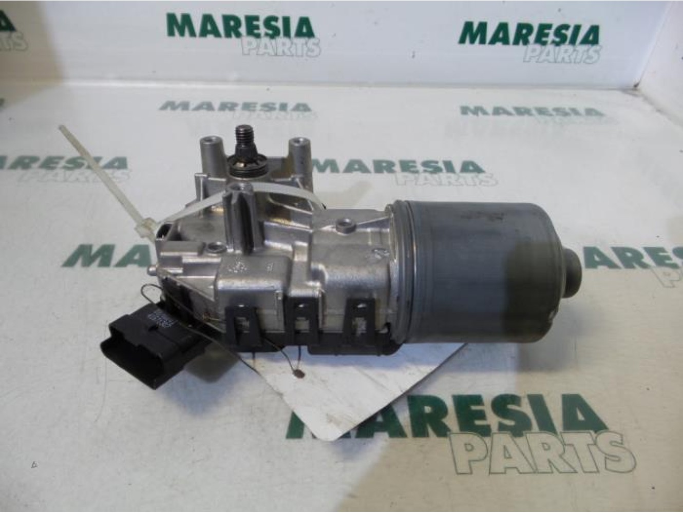 Renault - Modus - Front wiper motor