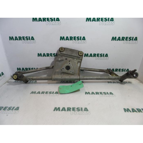 Peugeot - 406 - Wiper mechanism