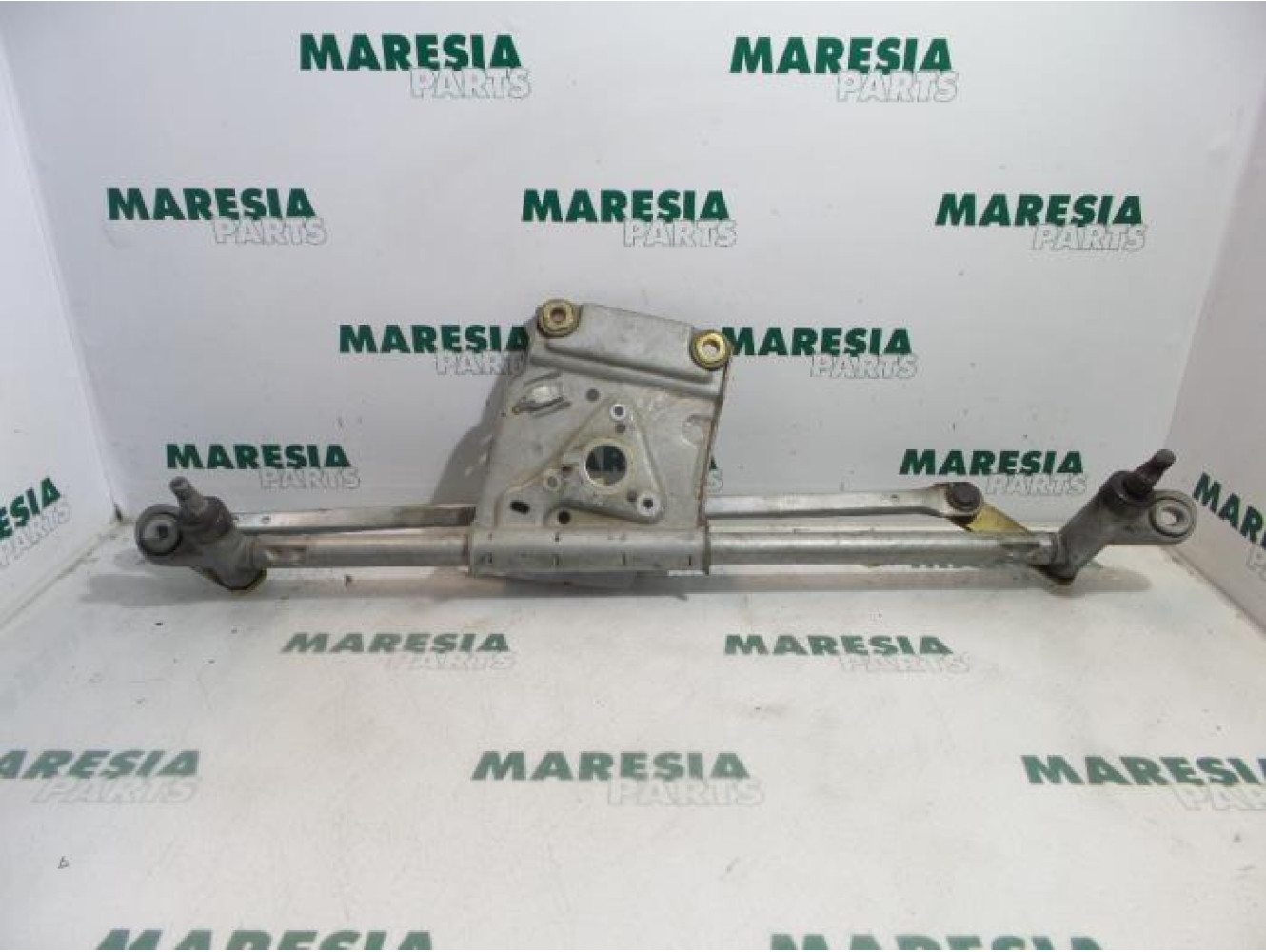 Peugeot - 406 - Wiper mechanism