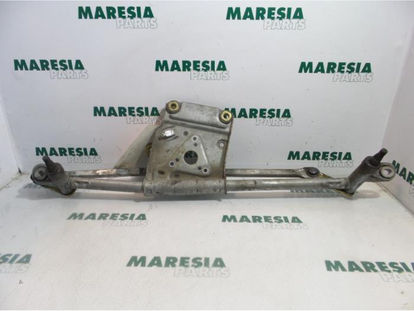 Peugeot - 406 - Wiper mechanism