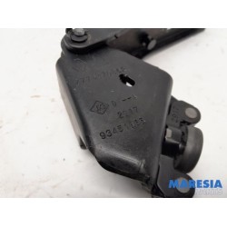 Renault - Trafic - Sliding door roller, right