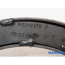 Renault - Trafic - Sliding door roller, right