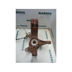 Renault - Megane - Knuckle, front right